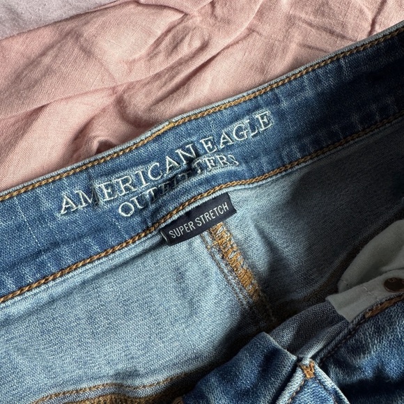 4/$25 High rise shorties American Eagle Blue  Shorts sz 10 - Picture 2 of 4